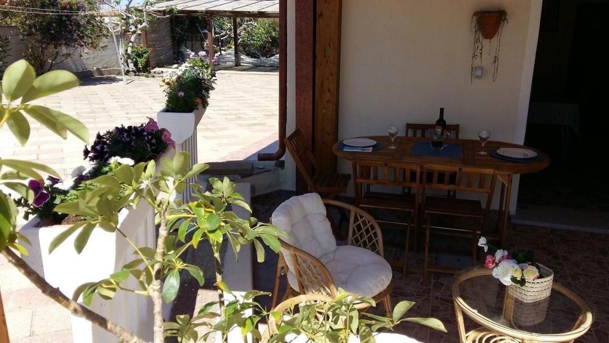Villa Bouganville Valledoria Kültér fotó