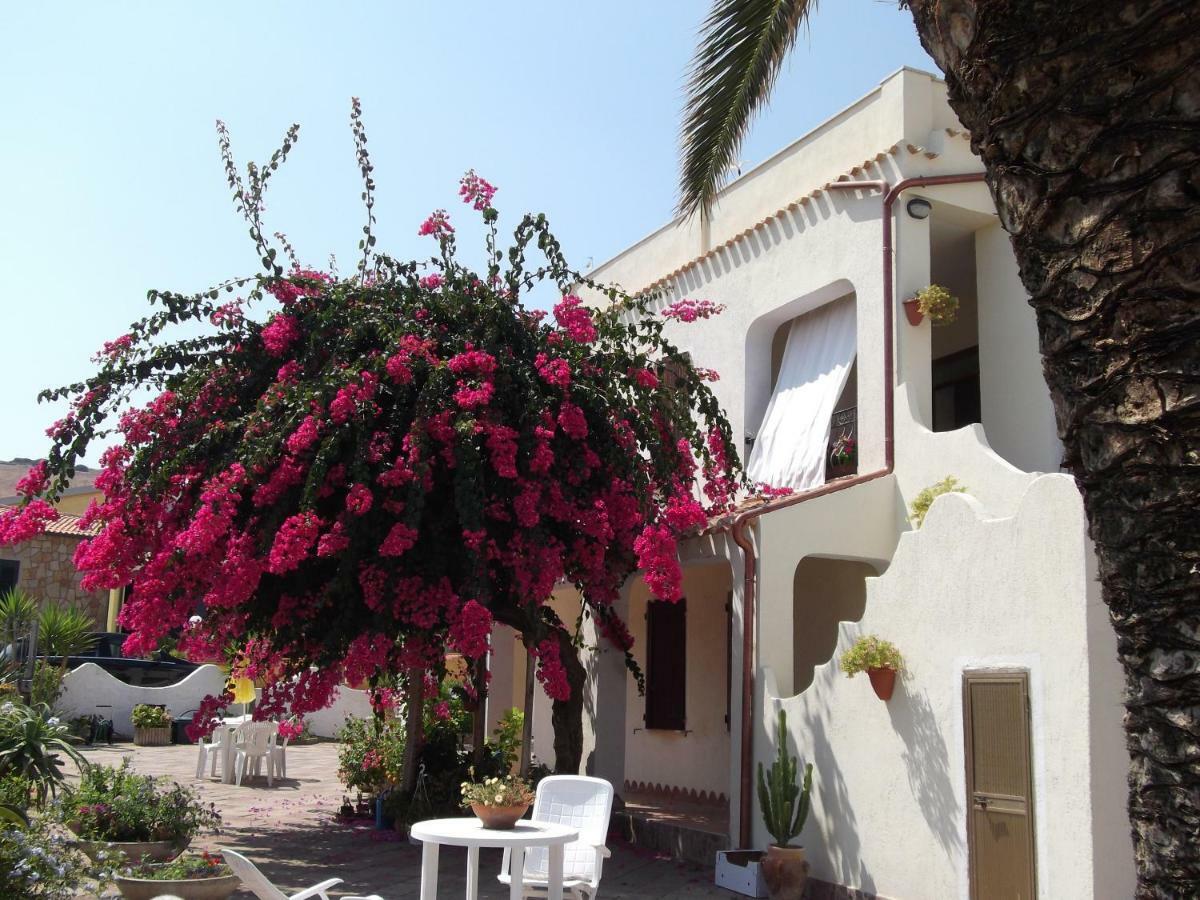 Villa Bouganville Valledoria Kültér fotó